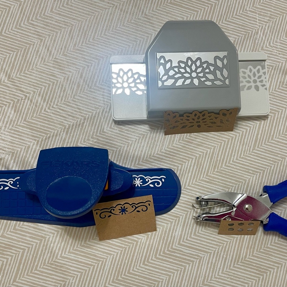 Border Punch and hole puncher